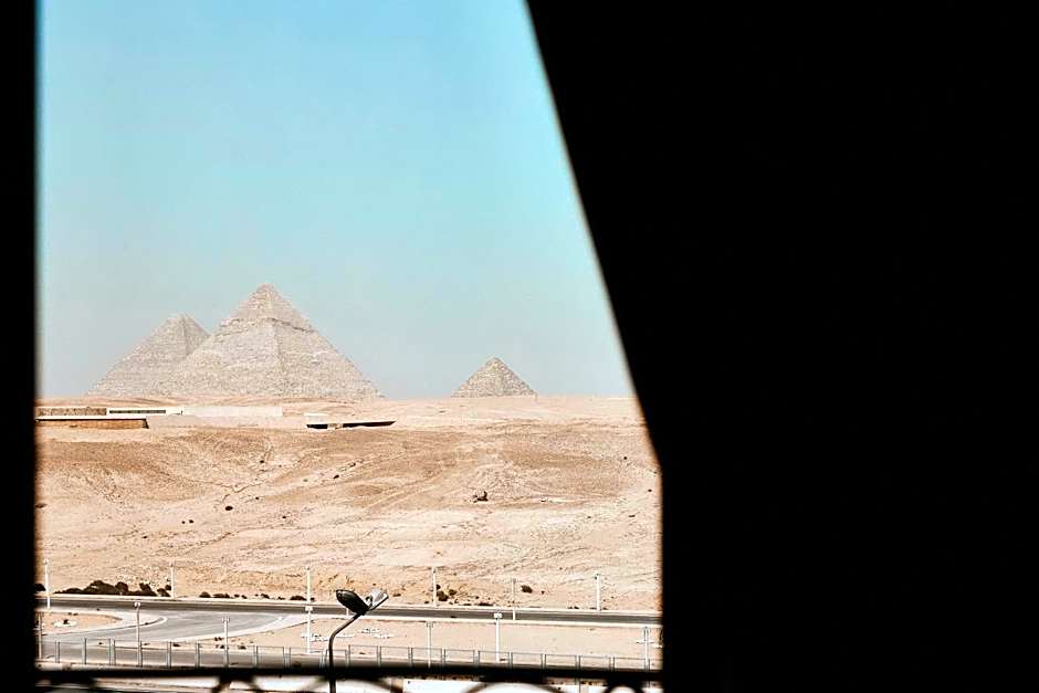 Pyramids Planet Hotel