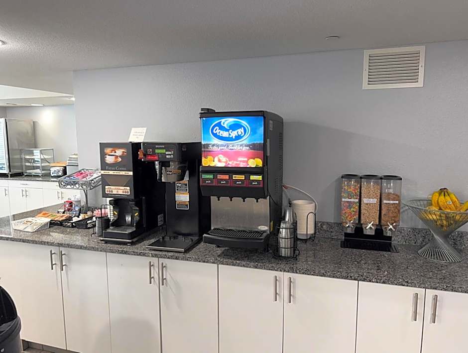 AmericInn by Wyndham Appleton North/Little Chute