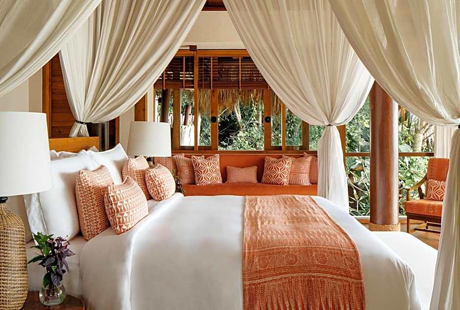 Photo 1 of 3 of Mandaka Sumba House