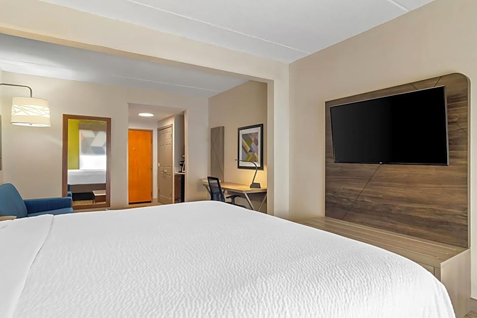 Holiday Inn Express & Suites Jacksonville South East - Medical Center Area By IHG