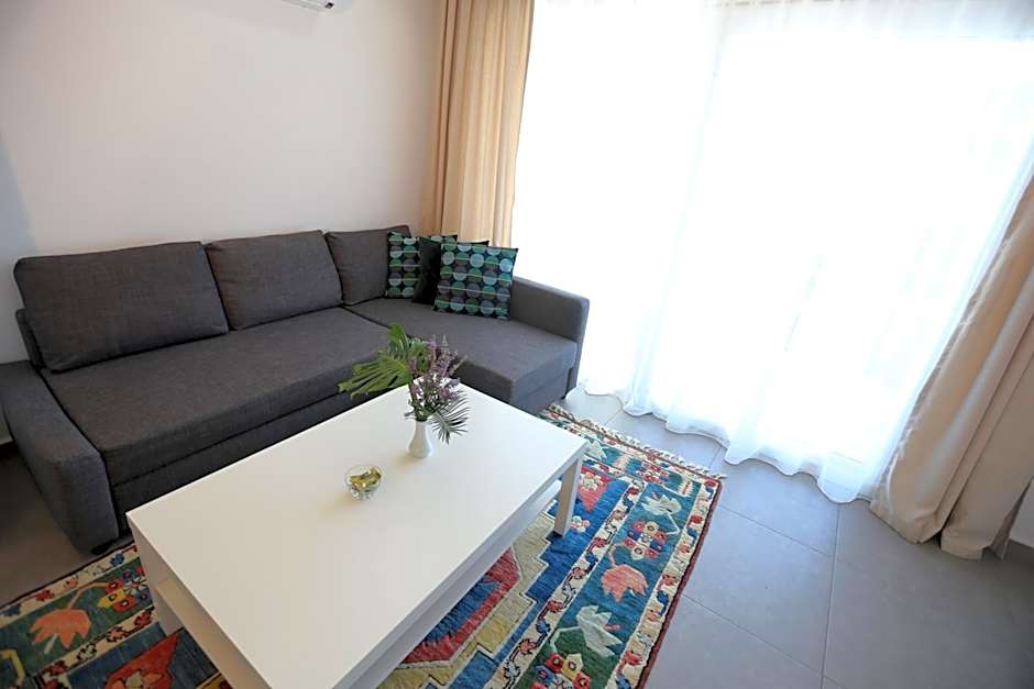 Truemar Hotels & Suites