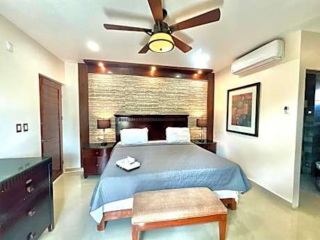 King Suite with Spa Bath