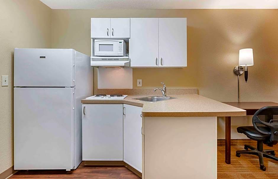 Extended Stay America Suites - Cincinnati - Florence - Turfway Rd.