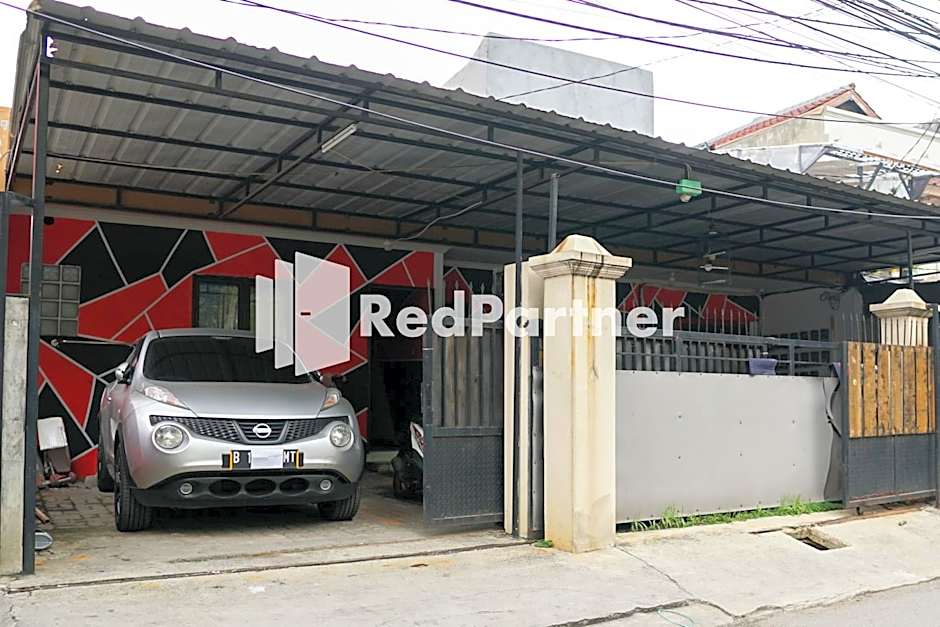 Cosmo Tanjung Duren Mitra RedDoorz