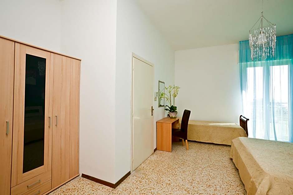 Hotel Holiday Park