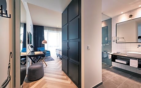 Deluxe Single Room