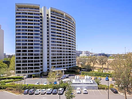 BreakFree Capital Tower Canberra