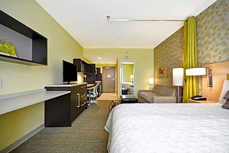 Queen Studio - Non-Smoking