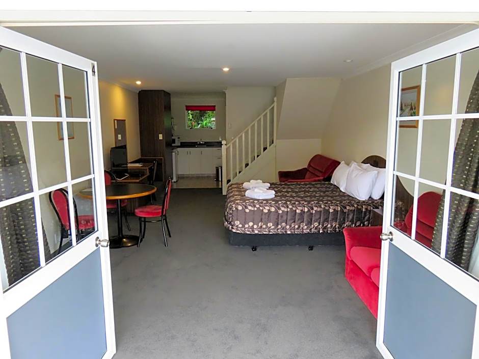 Admirals Motor Lodge