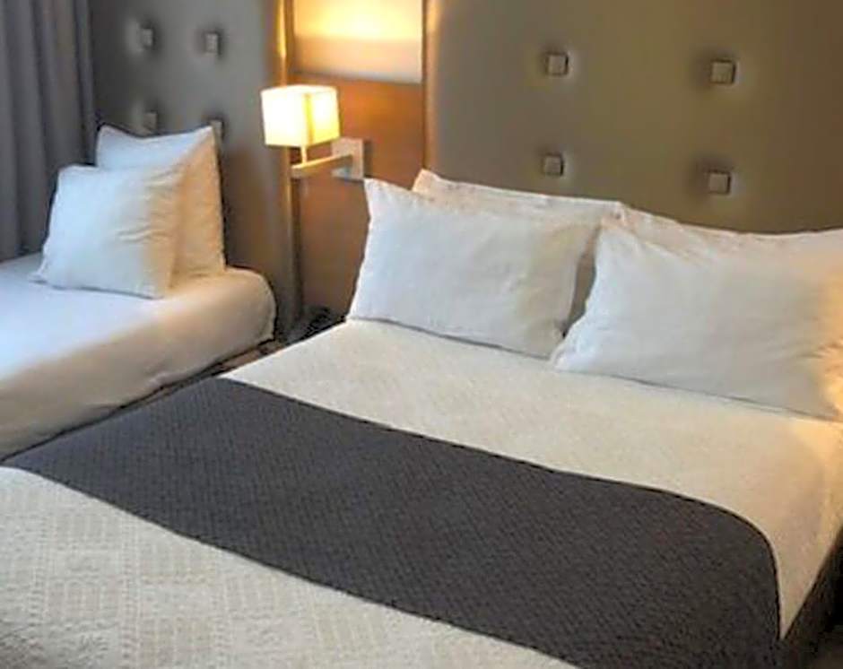 KYRIAD LYON EST - Genas Eurexpo