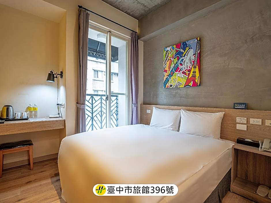 CHECK inn Express Taichung Yizhong