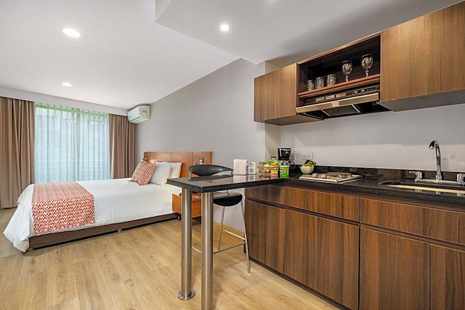 Leblon Suites Hotel Milla de Oro