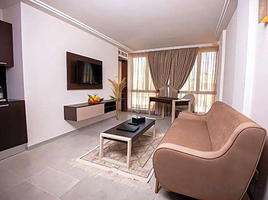 Hotel Lescure Business and SPA