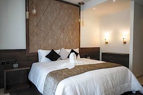 Three-Bedroom Apartment with Harbor View