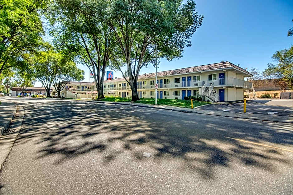 Motel 6-Stockton, CA - North