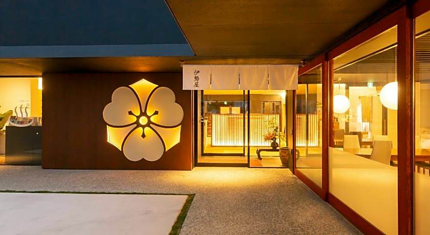 Iseya, Seaview Private Oceanside Bath