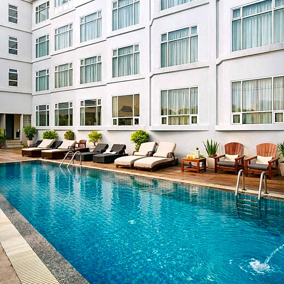 Kanchanaburi City Hotel