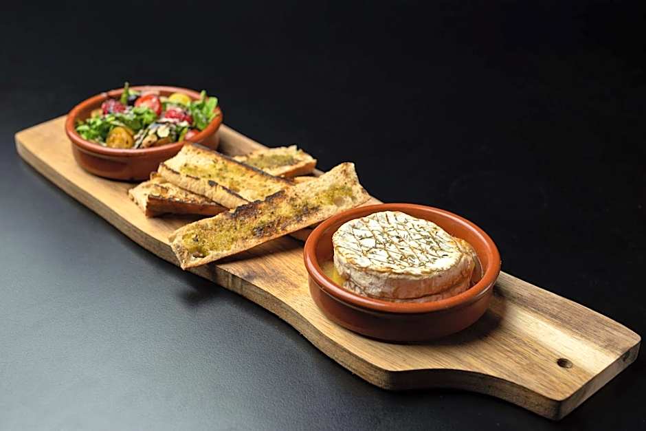 DoubleTree by Hilton Paris Bougival