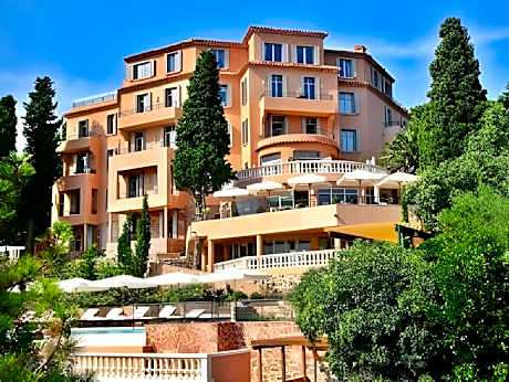 Tiara Yaktsa Cote d’Azur
