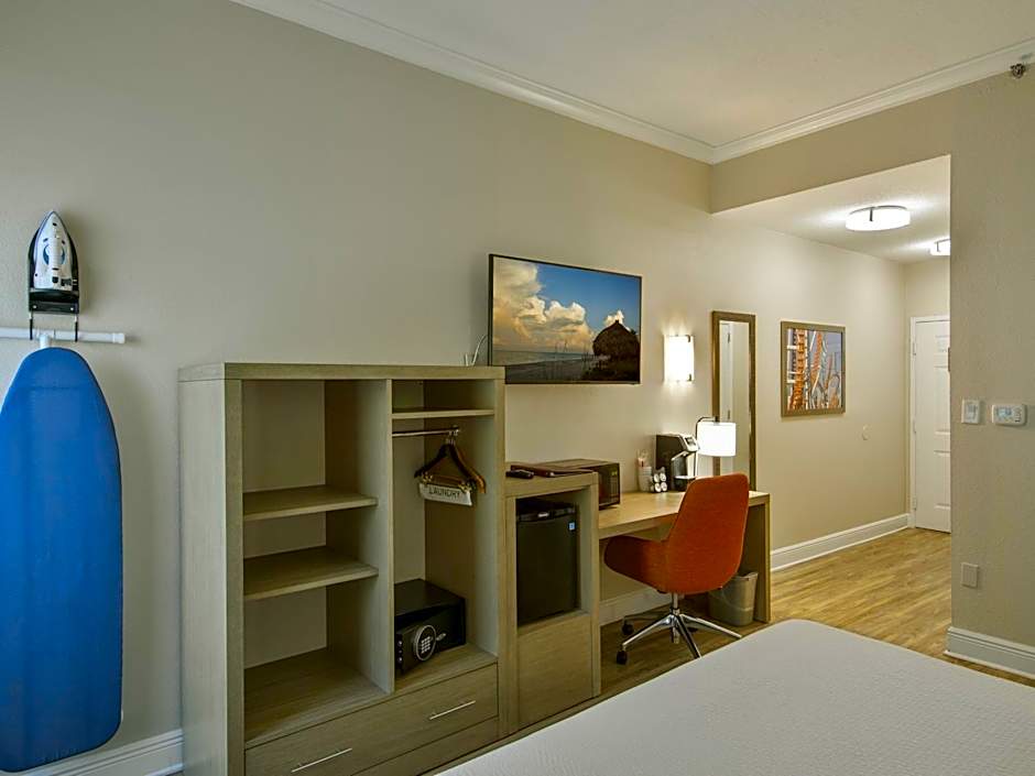 Galleria Palms Hotel