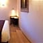 Brit Hotel Confort Pau Lons