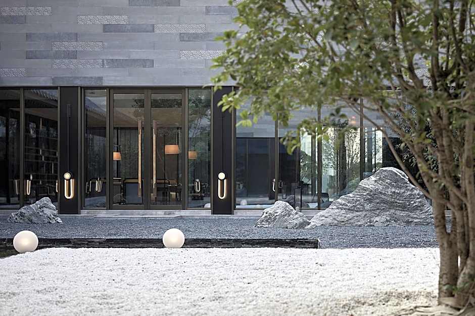 Ramada by Wyndham Luoyang Downtown