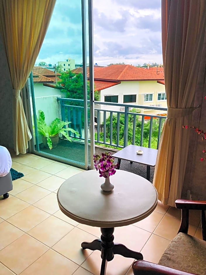 Guest House Helene – Kata Beach, WY