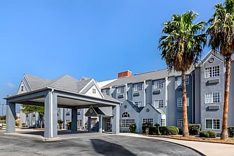 Quality Inn Downtown - near Market Square