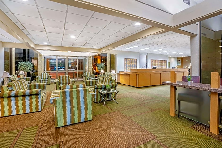 La Quinta Inn & Suites by Wyndham Sea Tac Seattle Airport