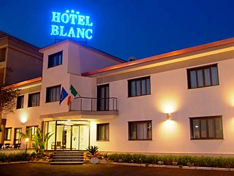 Hotel Blanc