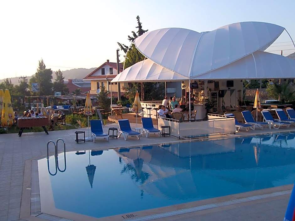 Ant Apart Hotel