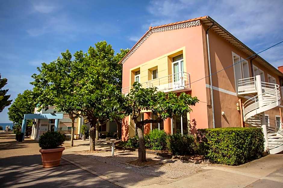 Domaine du Lazaret - Village vacances 3 étoiles en bord de mer