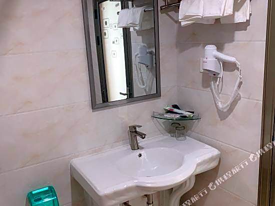 Huaxiang Hotel