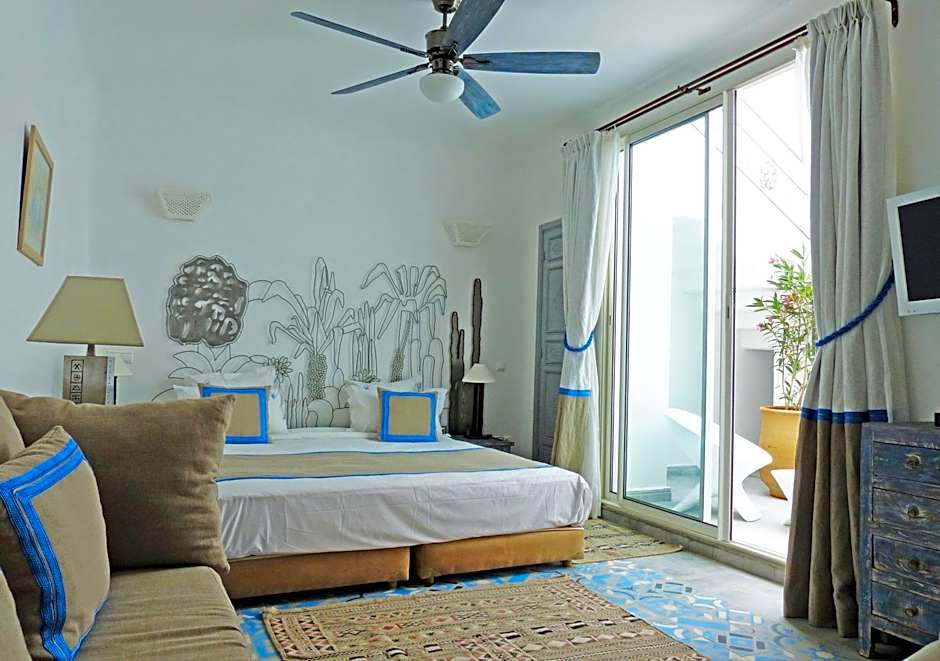 Riad Le Perroquet Bleu Suites & Spa