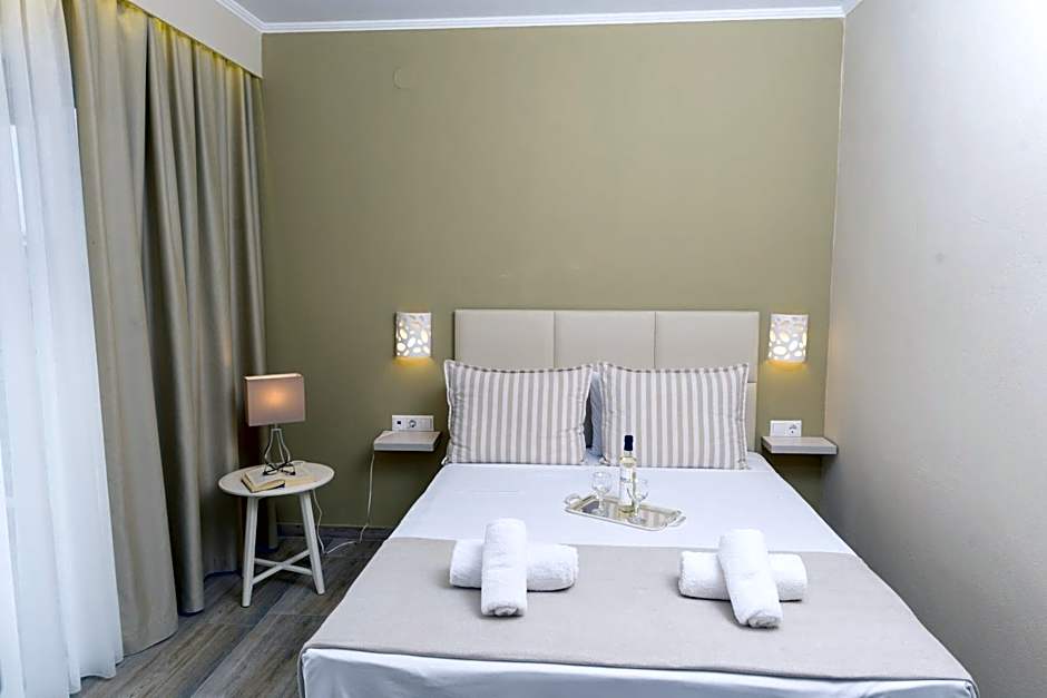 Ammos Beach Seaside Luxury Suites Hotel