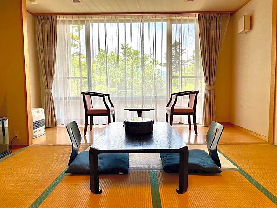 Lake Side Nikko Hotel