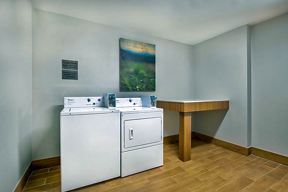 Fairfield Inn & Suites by Marriott Greenwood