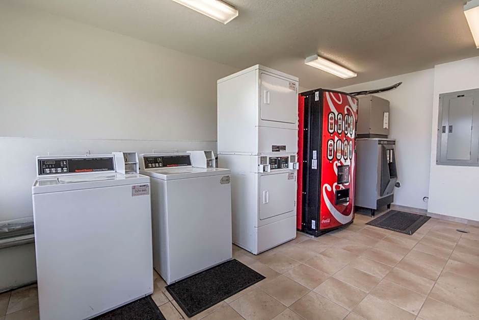Studio 6-El Paso, TX - East