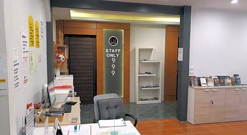 Lanta Hostel - Adult only