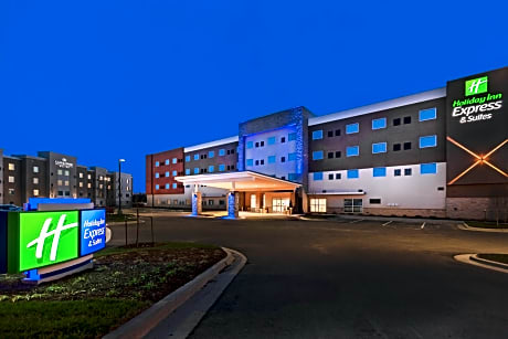 Holiday Inn Express & Suites - Lenexa - Overland Park Area By IHG