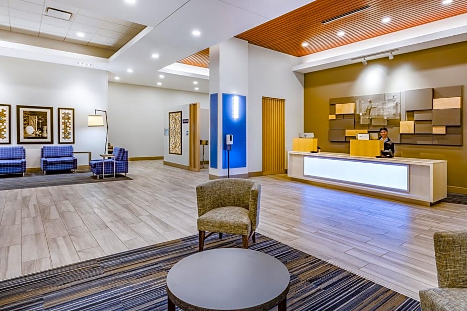 Holiday Inn Express & Suites - Lincoln Downtown By IHG