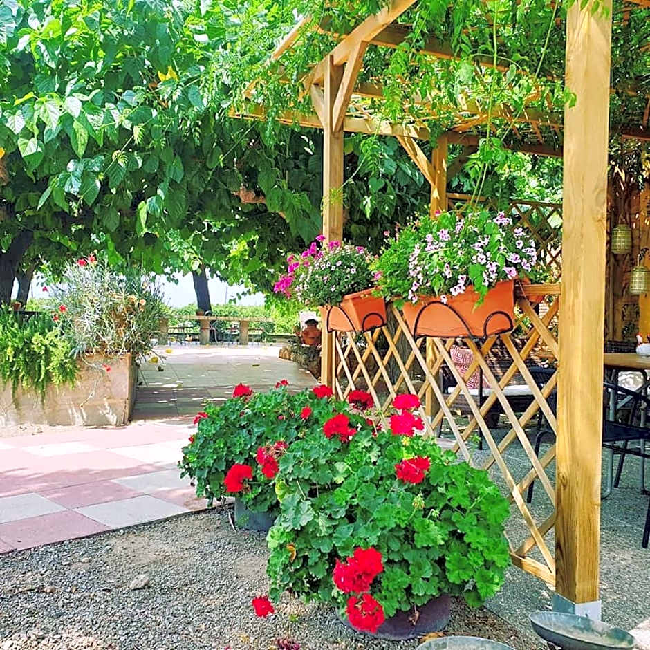 Masia Castellvi B&B