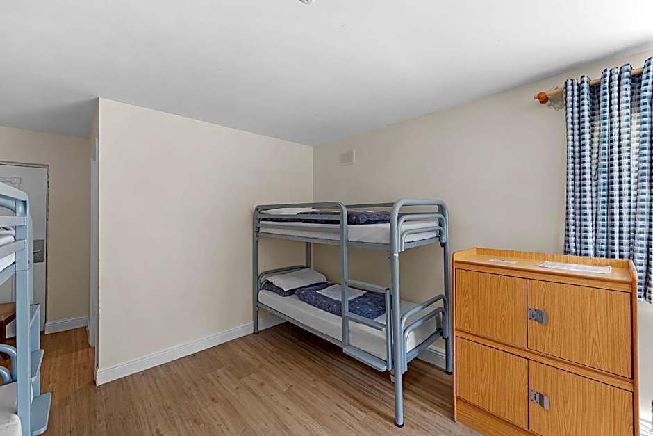 Glendalough International Youth Hostel