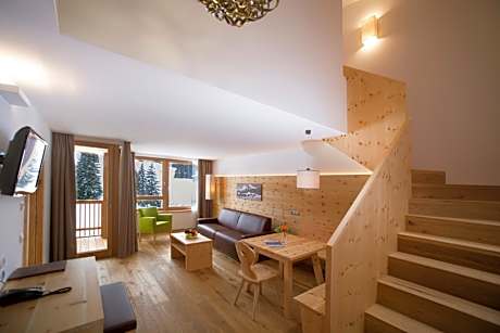 Suite - Split Level