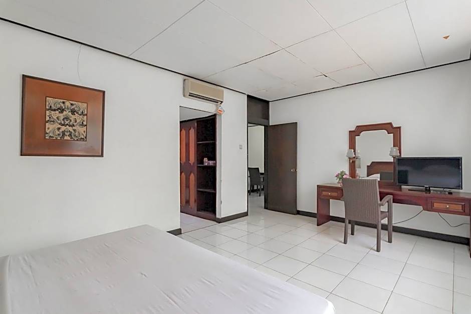 Istana Hotel Bandung Mitra RedDoorz