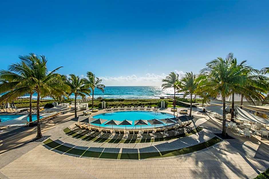 Boca Beach Club, A Waldorf Astoria Resort