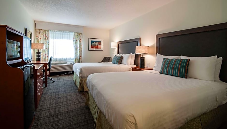 Best Western Plus University Park Inn & Suites