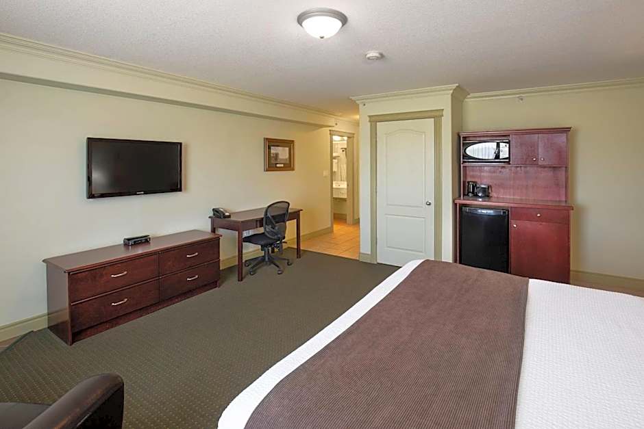 Quality Inn & Suites Whitecourt