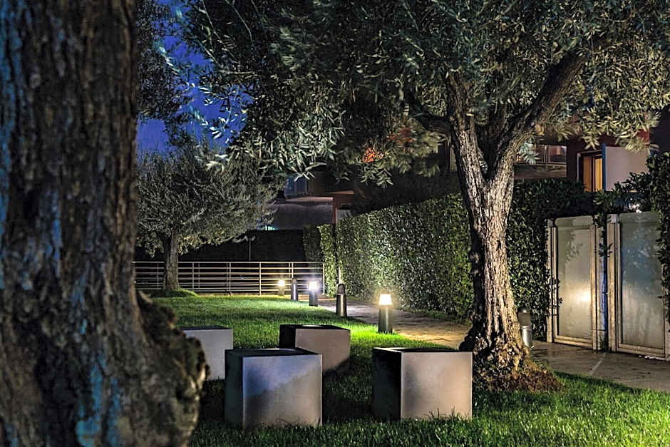 Catania Hills Residence