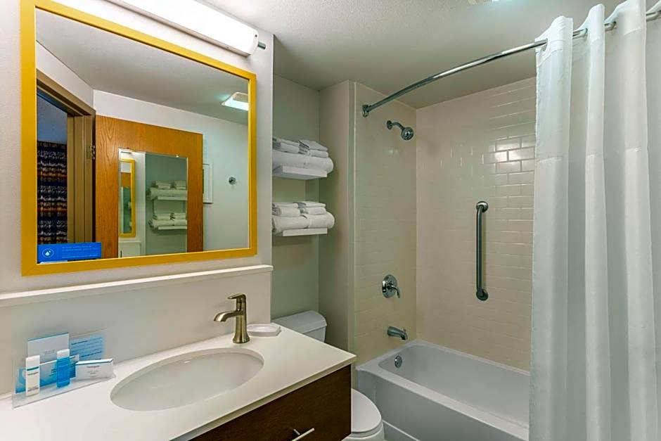 Hampton Inn By Hilton Cedar Rapids